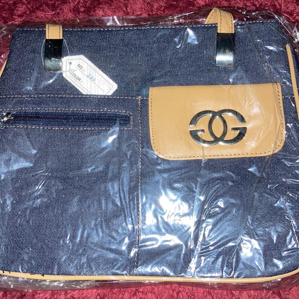 Shoulder bag